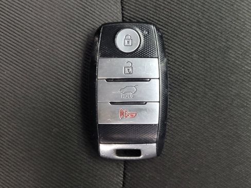 Used 2018 Kia Soul + w/ Audio Package FWD image 32