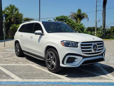 Used 2026 Mercedes-Benz GLS 450 4MATIC image 7