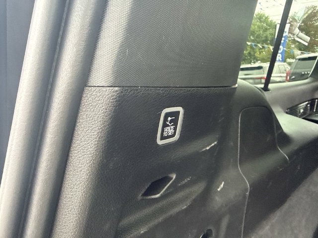 Used 2023 Jeep Grand Wagoneer L Series II AWD/4WD image 8