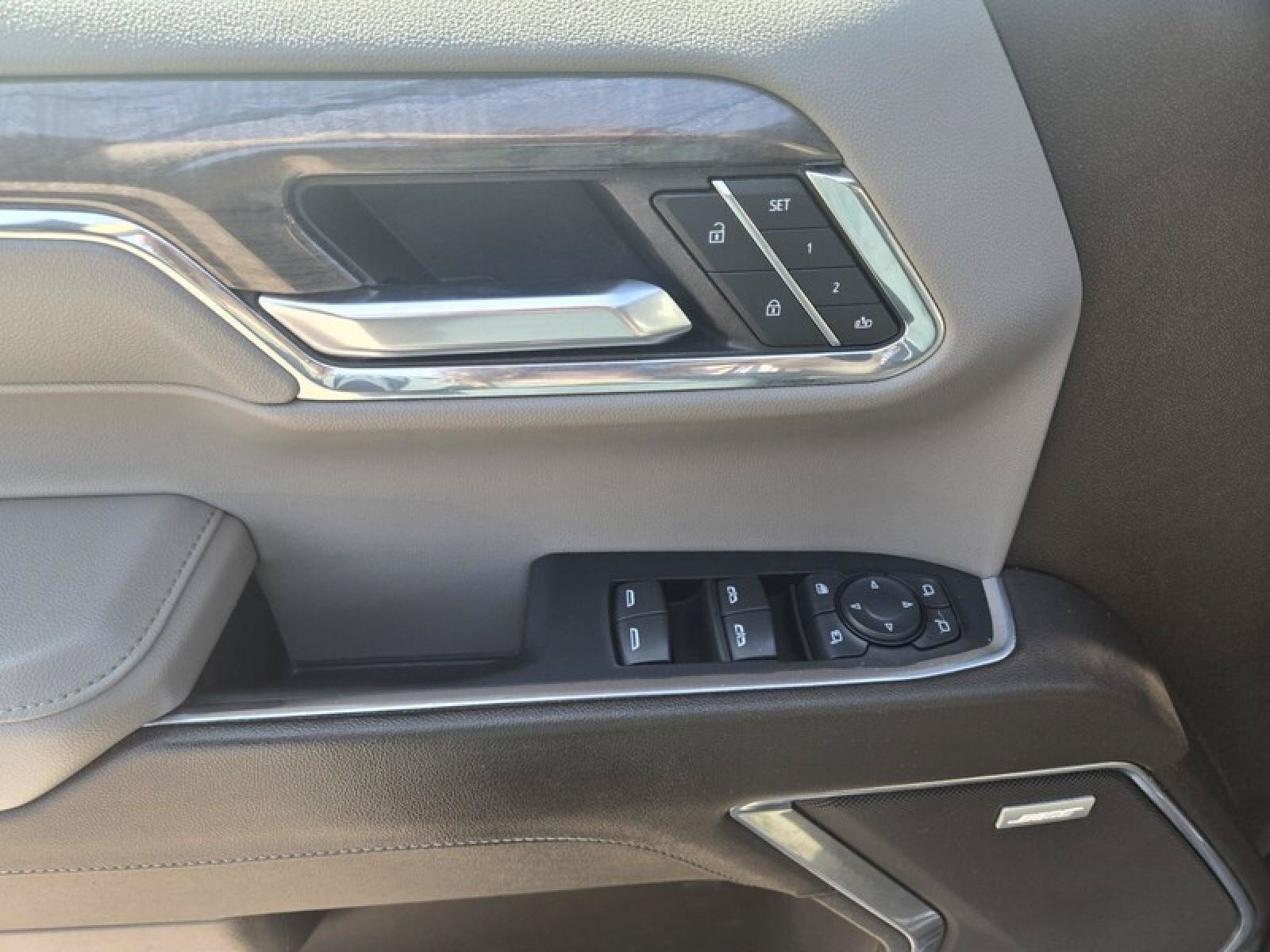 Used 2024 Chevrolet Silverado 1500 LTZ AWD/4WD image 20