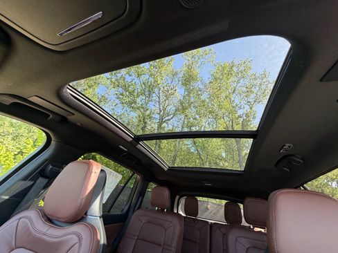 New 2026 Lincoln Aviator Reserve AWD/4WD image 35