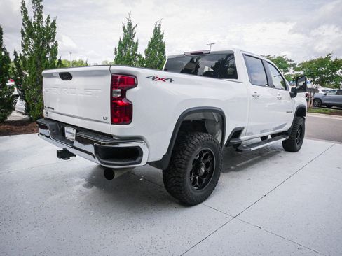 Used 2025 Chevrolet Silverado 2500 LT w/ Convenience Package AWD/4WD image 10