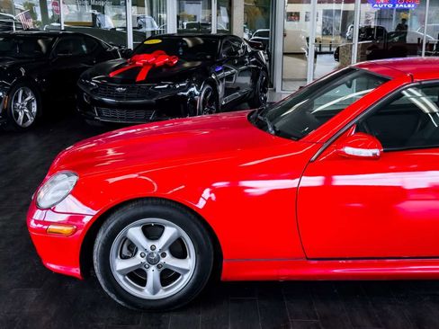 Used 2002 Mercedes-Benz SLK 320 image 9