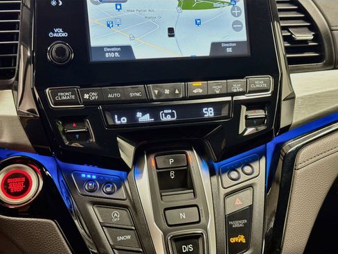 Used 2020 Honda Odyssey Elite image 16