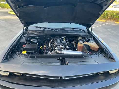 Used 2019 Dodge Challenger R/T RWD image 11