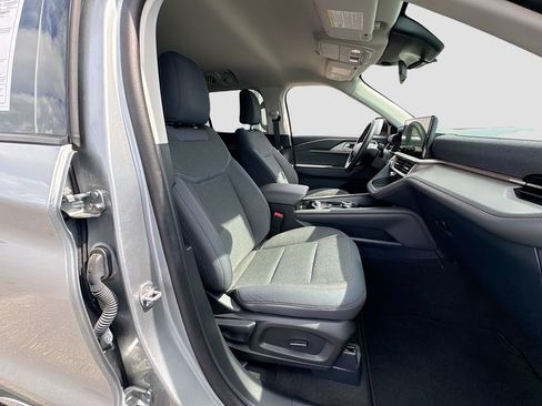 Certified 2025 Ford Explorer Active RWD image 29