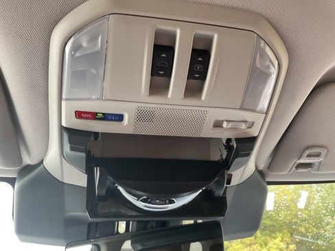 Used 2023 Subaru Ascent Touring image 28