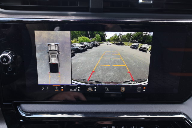 New 2026 GMC Sierra 1500 AT4 w/ AT4 Premium Package AWD/4WD image 13