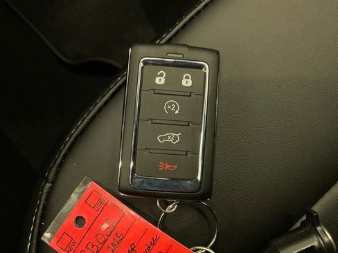 Used 2025 Jeep Grand Cherokee Limited w/ Black Appearance Package AWD/4WD image 27