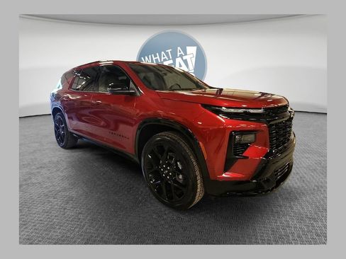 Used 2025 Chevrolet Traverse RS AWD/4WD image 1