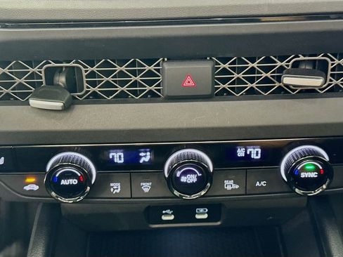 Used 2024 Honda Accord EX image 17