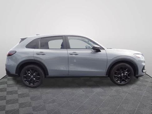 Used 2025 Honda HR-V Sport image 4