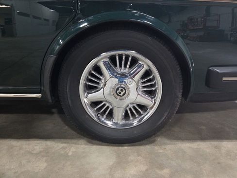 Used 1994 Bentley Brooklands image 18