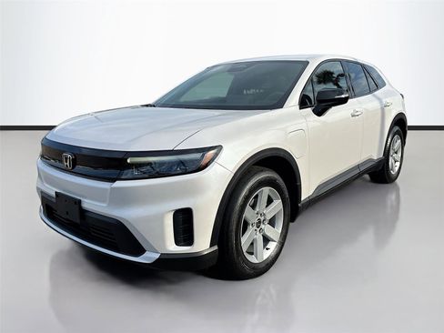 Used 2024 Honda Prologue EX image 3