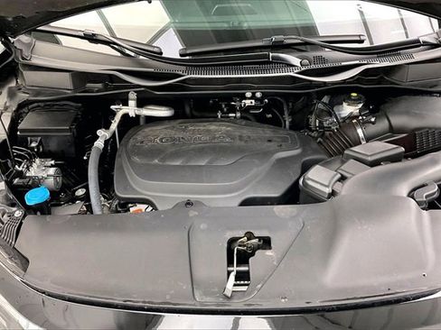 Certified 2023 Honda Odyssey Sport image 29