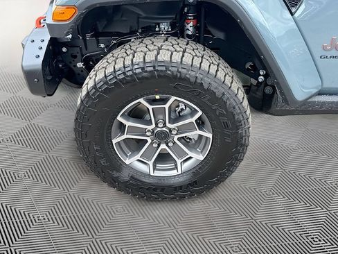 New 2026 Jeep Gladiator Mojave AWD/4WD image 35