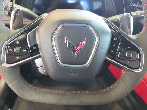 Used 2024 Chevrolet Corvette Stingray Preferred Cpe w/ 2LT RWD image 22