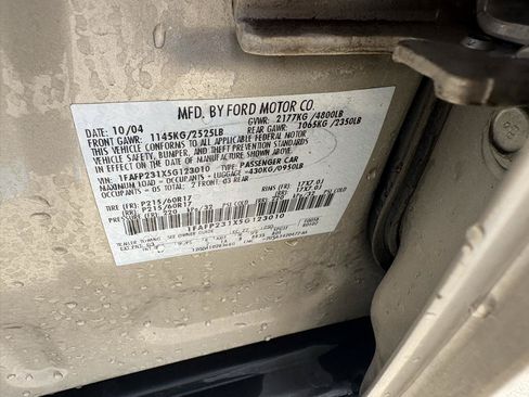 Used 2005 Ford Five Hundred SE FWD image 7