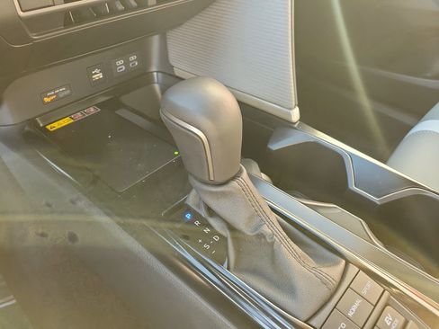 Used 2025 Toyota Camry LE image 25