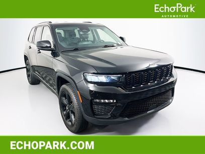 Used 2023 Jeep Grand Cherokee Limited w/ Black Appearance Package
