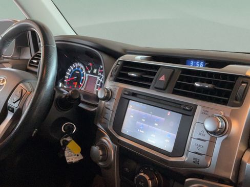 Used 2014 Toyota 4Runner SR5 RWD image 37