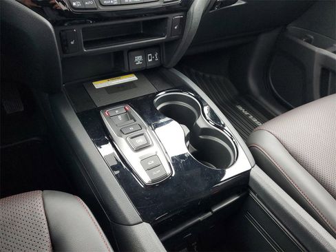 Used 2023 Honda Ridgeline Black Edition image 30