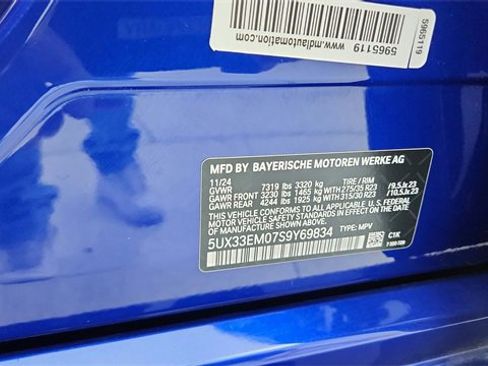 Used 2025 BMW X7 M60i image 89