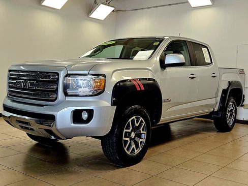 Used 2016 GMC Canyon SLE w/ All Terrain Package image 2