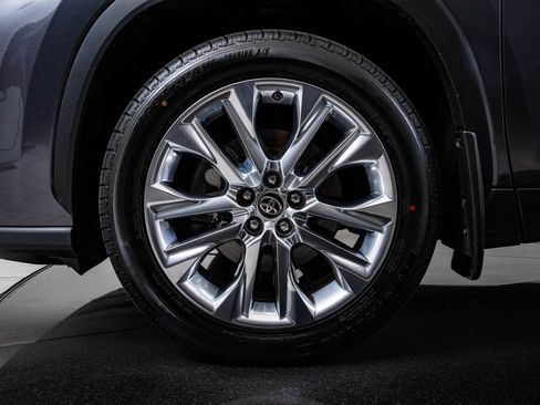 Used 2021 Toyota Highlander Limited image 13