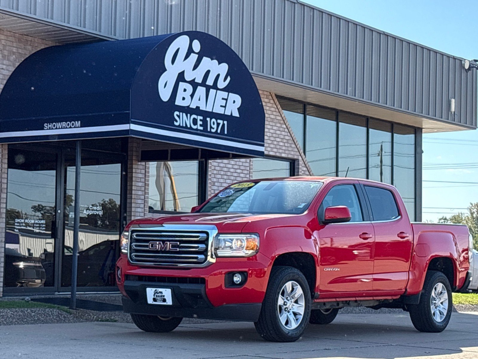 Used 2015 GMC Canyon SLE w/ SLE Convenience Package RWD image 1