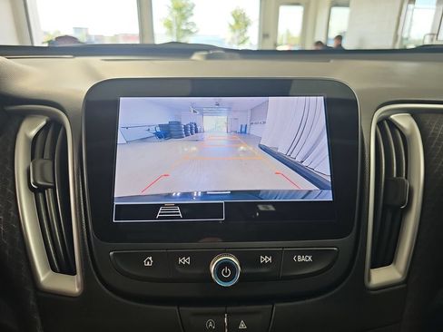 Used 2024 Chevrolet Malibu LS FWD image 28