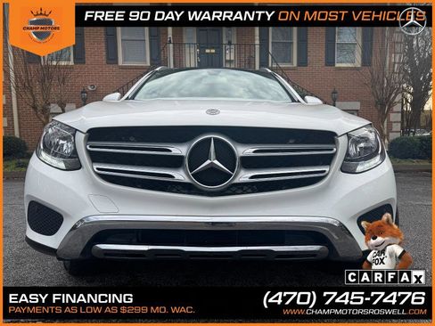Used 2018 Mercedes-Benz GLC 300 w/ Premium Package image 5