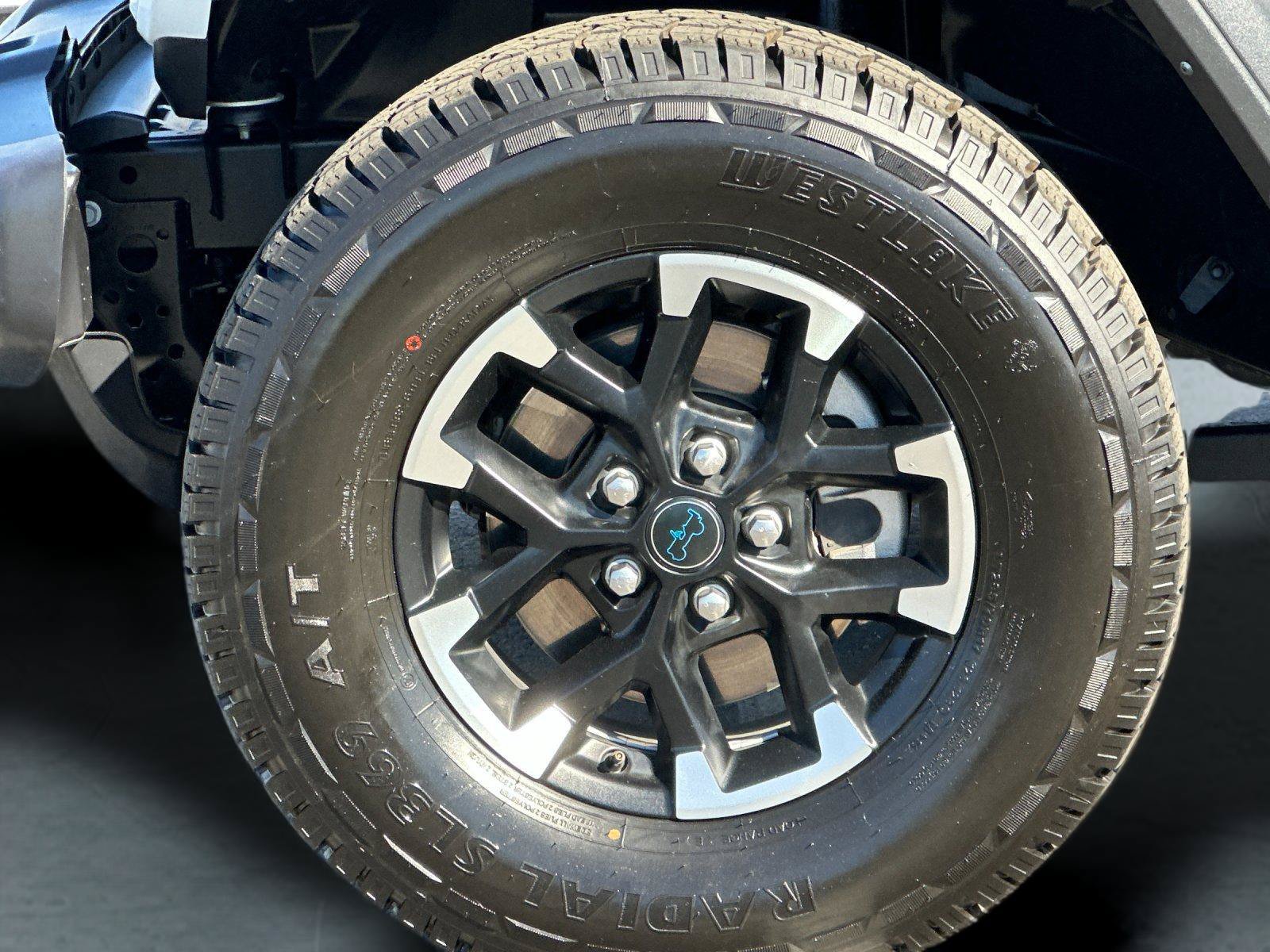 Used 2024 Jeep Wrangler Unlimited Rubicon 4xe AWD/4WD image 25