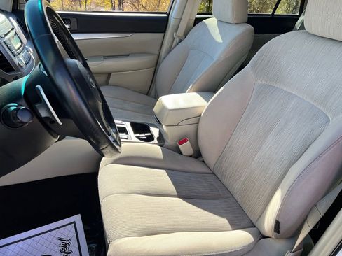 Used 2013 Subaru Outback 2.5i Premium image 21