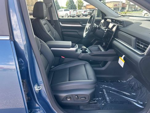 New 2026 GMC Terrain Denali AWD/4WD image 11