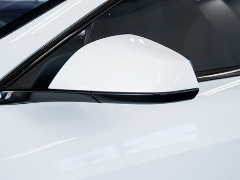 Used 2022 Tesla Model S image 19