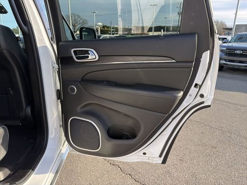 Used 2020 Jeep Grand Cherokee Summit w/ Platinum Series Group image 19