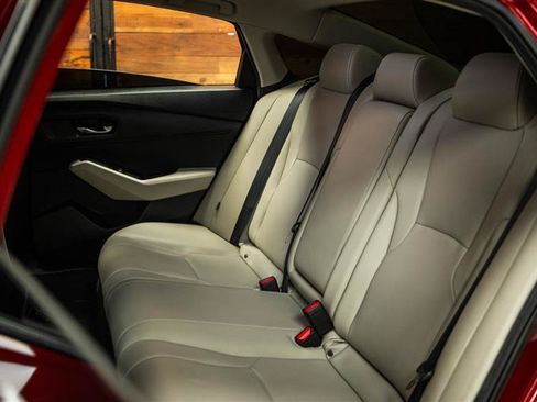 Used 2024 Honda Accord EX-L image 10