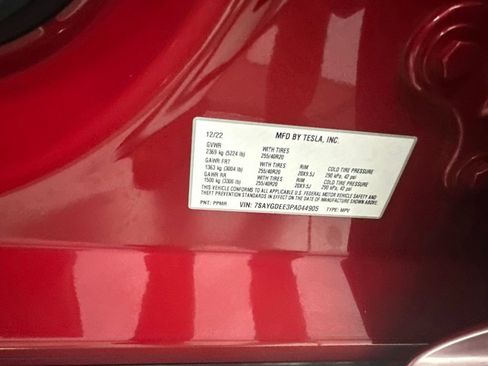 Used 2023 Tesla Model Y Long Range AWD/4WD image 27