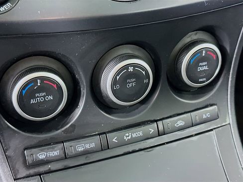 Used 2013 MAZDA MAZDA3 i Touring w/ Preferred Equipment Pkg image 15