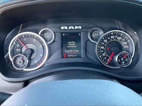 Used 2024 RAM 3500 Big Horn w/ Sport Appearance Package image 20