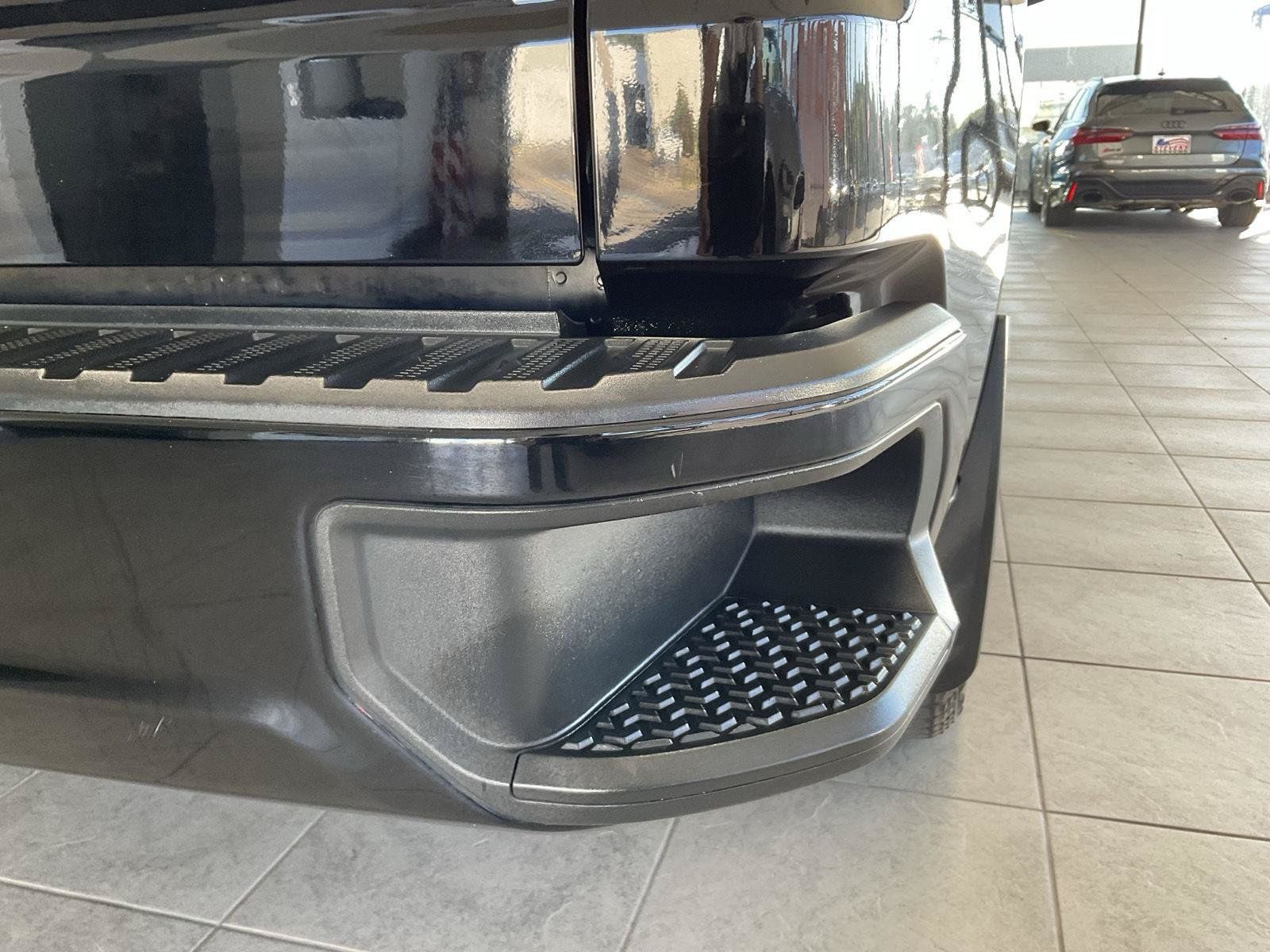 Used 2021 Chevrolet Silverado 1500 Custom AWD/4WD image 7