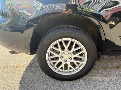 Used 2009 Toyota RAV4 2WD image 32