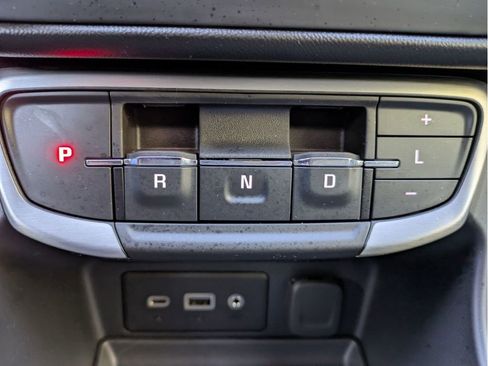 Used 2022 GMC Terrain SLE w/ Driver Convenience Package image 21