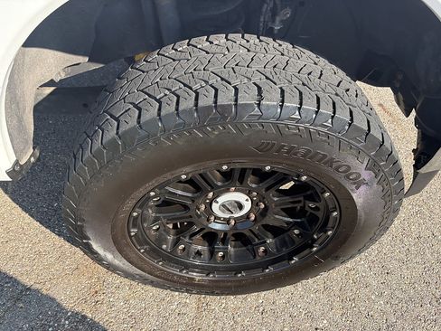Used 2018 Ford F250 XLT AWD/4WD image 12