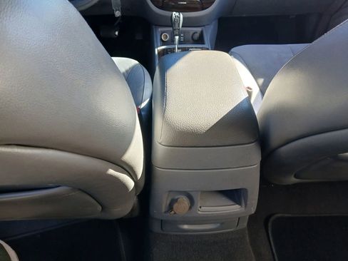 Used 2010 Hyundai Santa Fe SE image 21