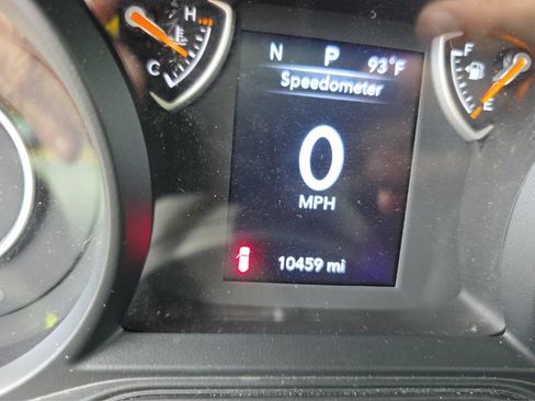 Used 2024 Jeep Wrangler Unlimited Sport AWD/4WD image 14