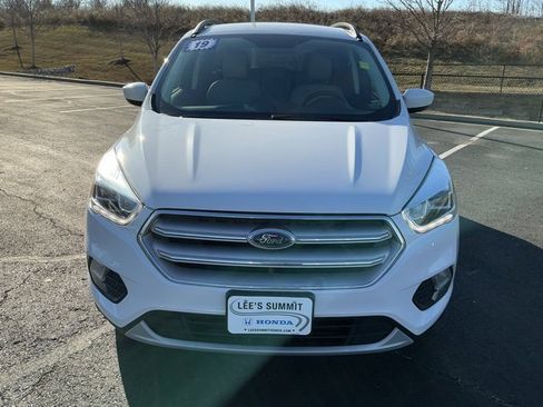 Used 2019 Ford Escape SEL image 10