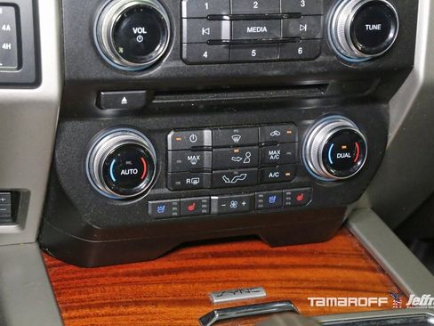 Used 2015 Ford F150 King Ranch w/ Equipment Group 601A Luxury image 11