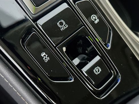 Used 2024 Lexus NX 250 FWD w/ Towing Package (2000 Lbs) image 26